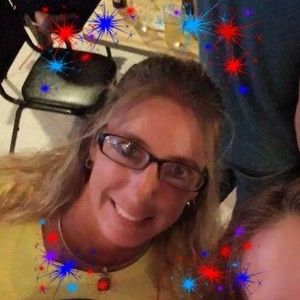 Meet your Posher, Stacy